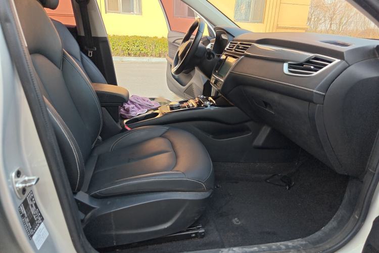 Used Roewe Ei5 2018 Internet Flagship Edition Right Front Seat
