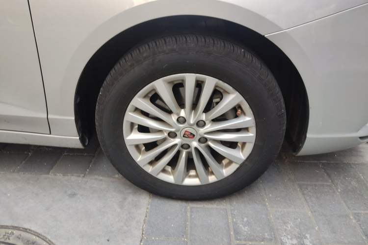 Used Roewe Ei5 2018 Internet Luxury Edition Right Front Wheel Hub