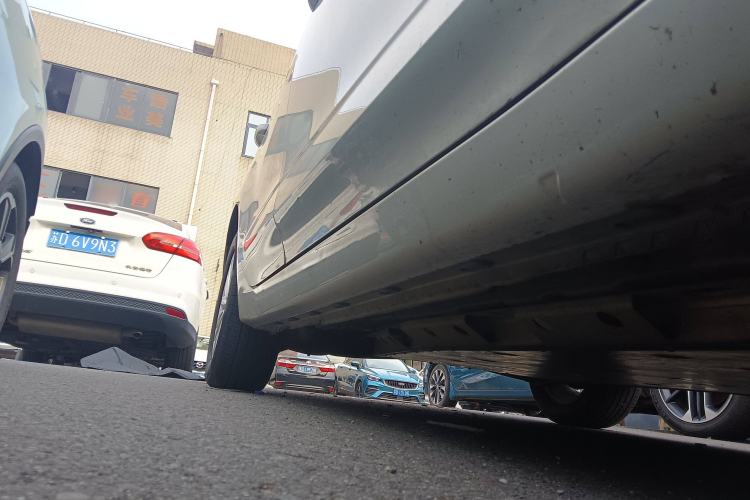 Used Roewe Ei5 2018 Internet Luxury Edition Right Side Sill