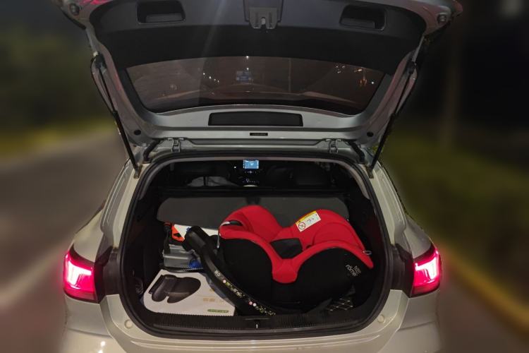 Used Roewe Ei5 2018 Internet Luxury Edition Trunk
