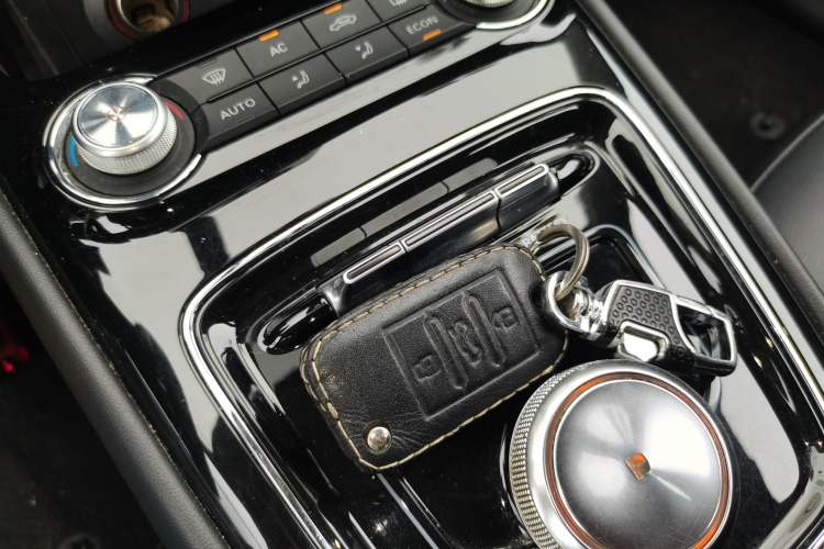 Used Roewe Ei5 2018 Internet Luxury Edition Vehicle Key