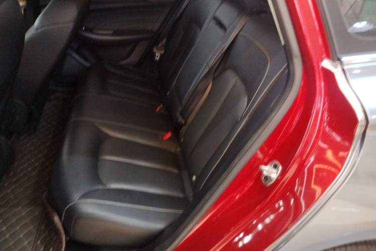 Used Roewe Ei5 2018 Internet Flagship Edition Left Rear Seat
