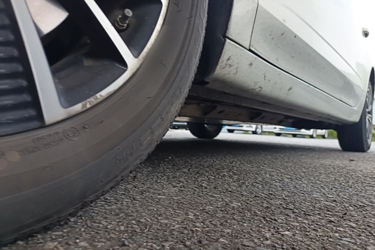 Used Roewe Ei5 2018 Internet Flagship Edition Chassis Front Left