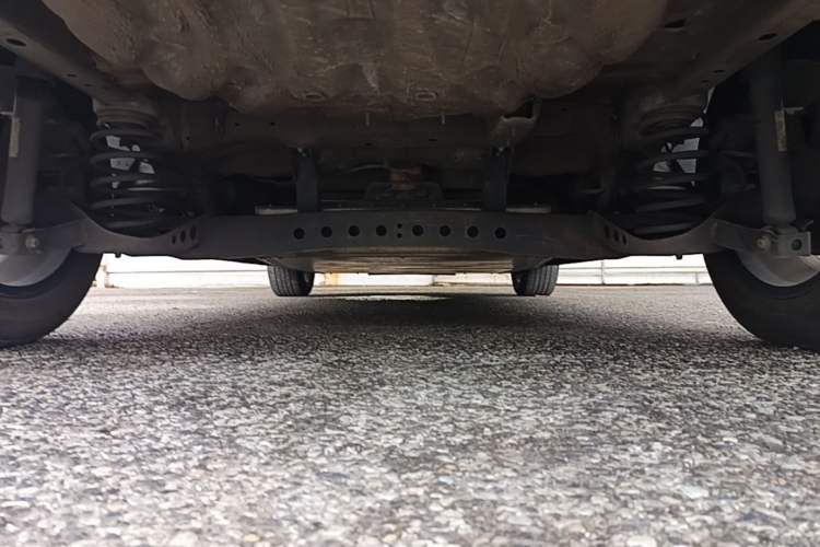Used Roewe Ei5 2018 Internet Flagship Edition Chassis Rear