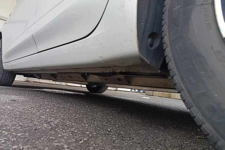 Used Roewe Ei5 2018 Internet Flagship Edition Chassis Rear Left