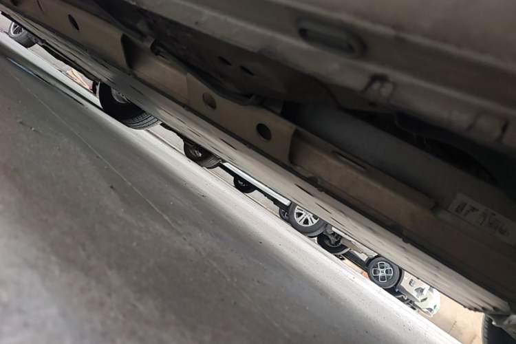 Used Roewe Ei5 2018 Internet Flagship Edition Chassis Rear Left