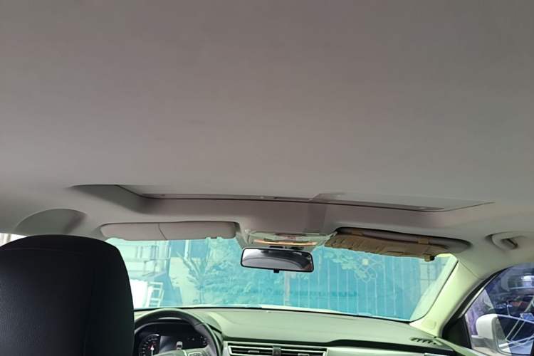Used Roewe Ei5 2018 Internet Flagship Edition Headliner
