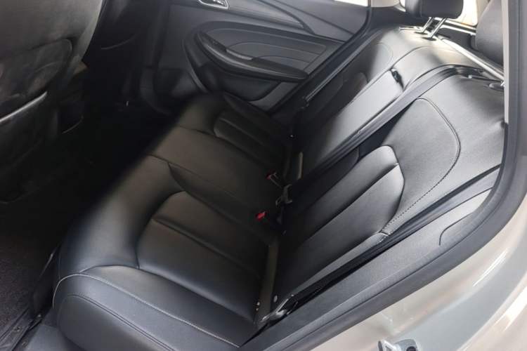 Used Roewe Ei5 2018 Internet Flagship Edition Left Rear Seat