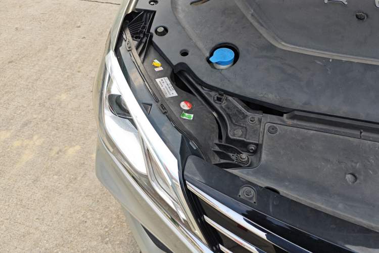 Used Roewe Ei5 2018 Internet Luxury Edition Right Front Headlight