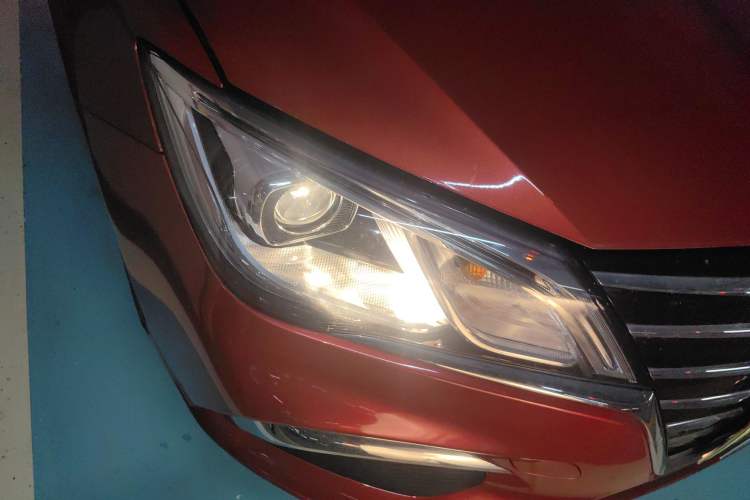 Used Roewe Ei5 2018 Internet Luxury Edition Right Front Headlight