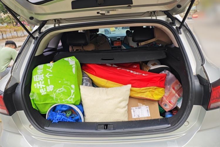 Used Roewe Ei5 2018 Internet Luxury Edition Trunk
