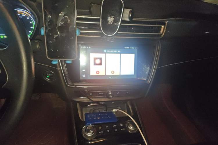 Used Roewe Ei5 2018 Internet Flagship Edition Audio And AC Panel