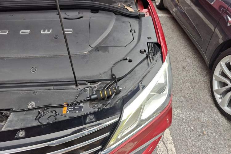 Used Roewe Ei5 2018 Internet Luxury Edition Engine Bay Left