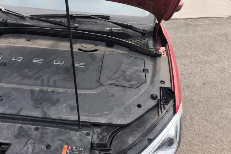 Used Roewe Ei5 2018 Internet Luxury Edition Engine Bay Left