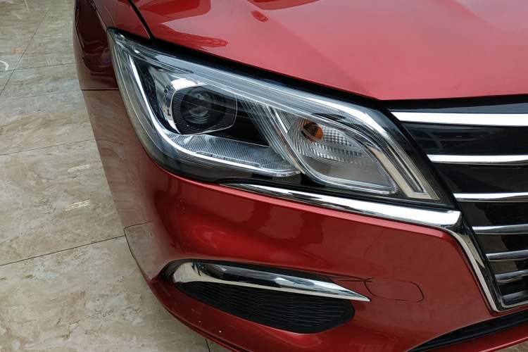 Used Roewe Ei5 2018 Internet Flagship Edition Right Front Headlight
