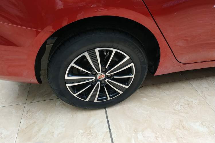 Used Roewe Ei5 2018 Internet Flagship Edition Right Rear Wheel Hub