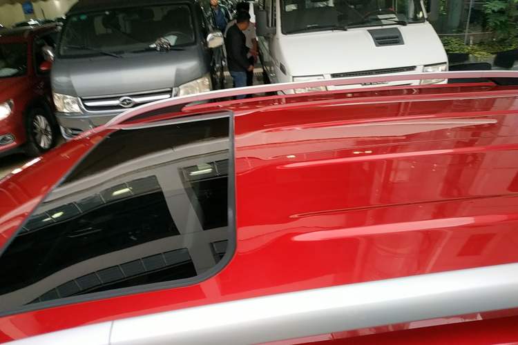 Used Roewe Ei5 2018 Internet Flagship Edition Roof