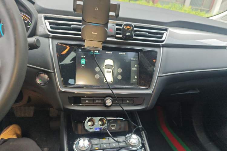 Used Roewe Ei5 2018 Internet Flagship Edition Audio And AC Panel