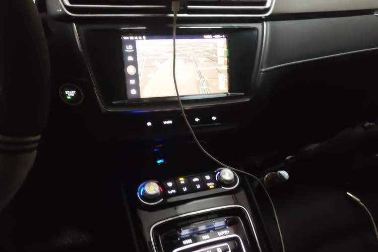 Used Roewe Ei5 2018 Internet Luxury Edition Audio And AC Panel