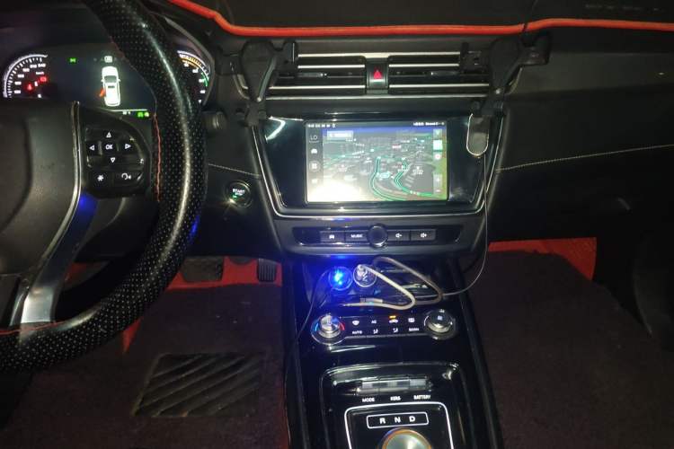 Used Roewe Ei5 2018 Internet Luxury Edition Audio And AC Panel