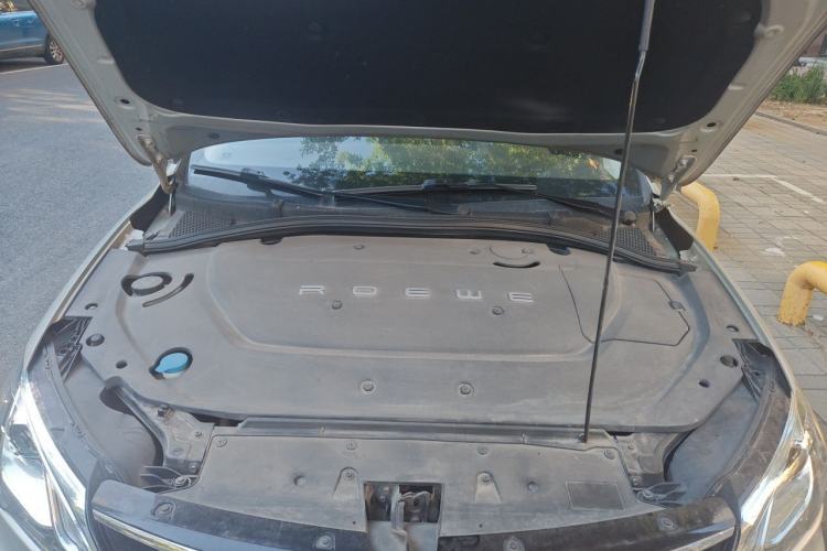 Used Roewe Ei5 2018 Internet Flagship Edition Engine Bay