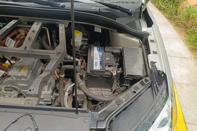 Used Roewe Ei5 2018 Internet Luxury Edition Engine Bay Left