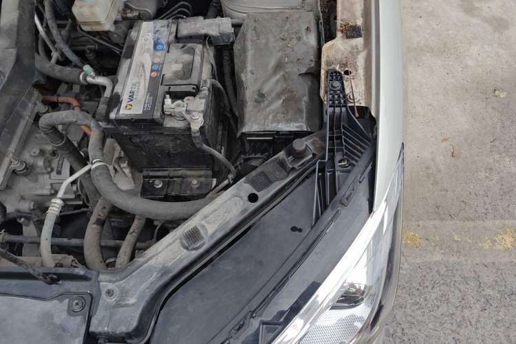 Used Roewe Ei5 2018 Internet Luxury Edition Engine Bay Left