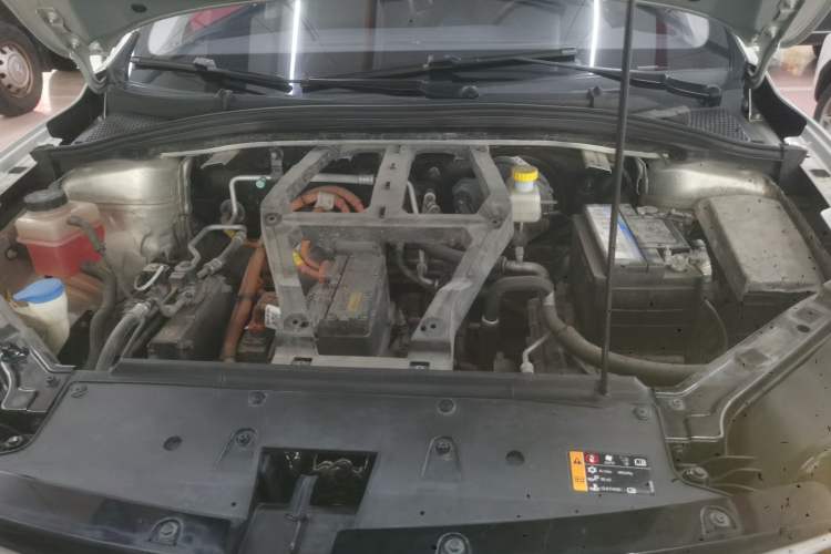 Used Roewe Ei5 2018 Internet Luxury Edition Engine Bay