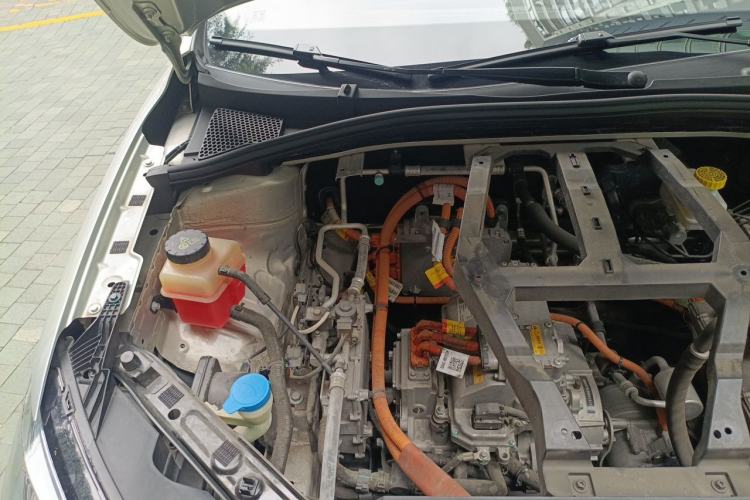 Used Roewe Ei5 2018 Internet Luxury Edition Engine Bay Right