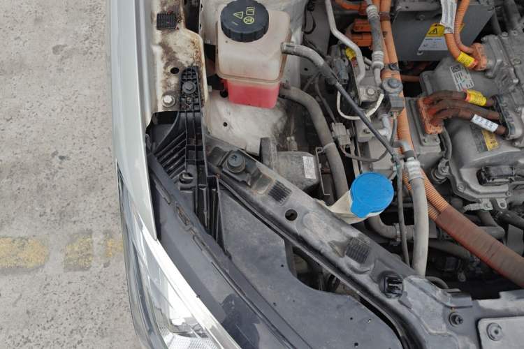 Used Roewe Ei5 2018 Internet Luxury Edition Engine Bay Right