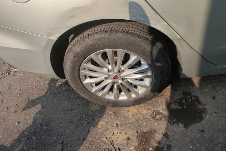 Used Roewe Ei5 2018 Internet Luxury Edition Exterior 3