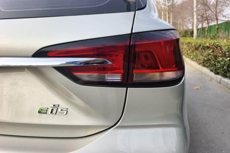 Used Roewe Ei5 2018 Internet Luxury Edition Exterior 5