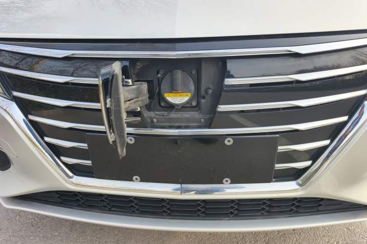Used Roewe Ei5 2018 Internet Luxury Edition Exterior 6