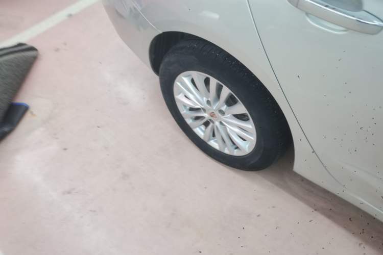 Used Roewe Ei5 2018 Internet Luxury Edition Exterior 8