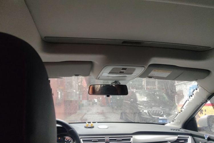 Used Roewe Ei5 2018 Internet Flagship Edition Headliner