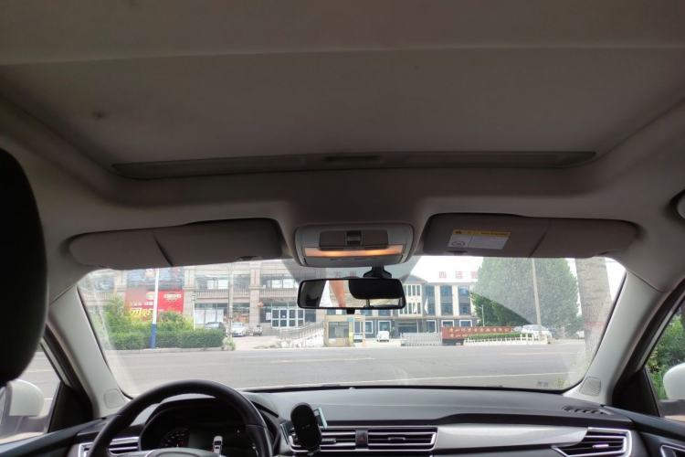 Used Roewe Ei5 2018 Internet Luxury Edition Headliner