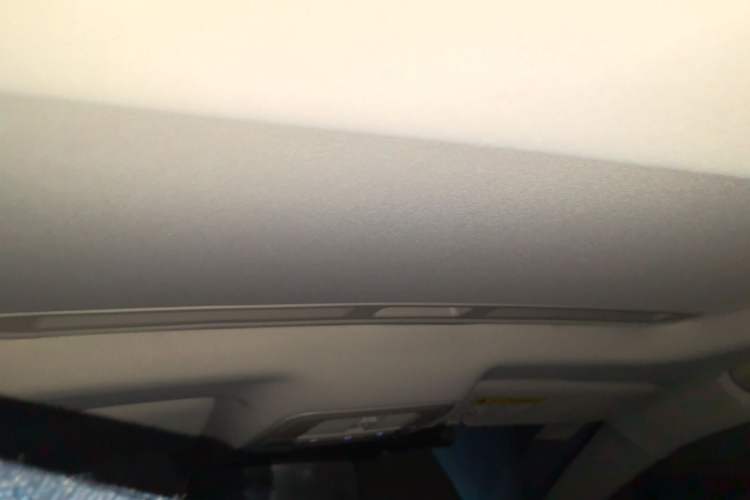 Used Roewe Ei5 2018 Internet Flagship Edition Headliner