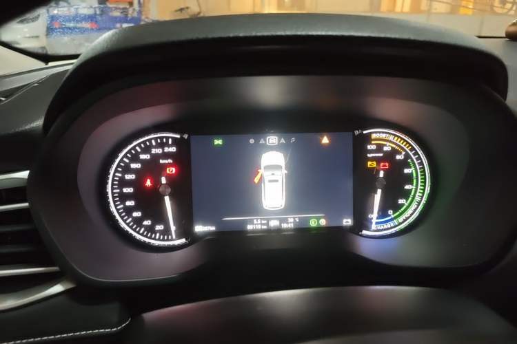 Used Roewe Ei5 2018 Internet Luxury Edition Instrument Cluster