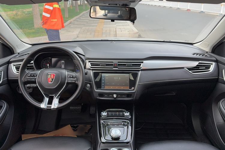 Used Roewe Ei5 2018 Internet Flagship Edition Interior 3
