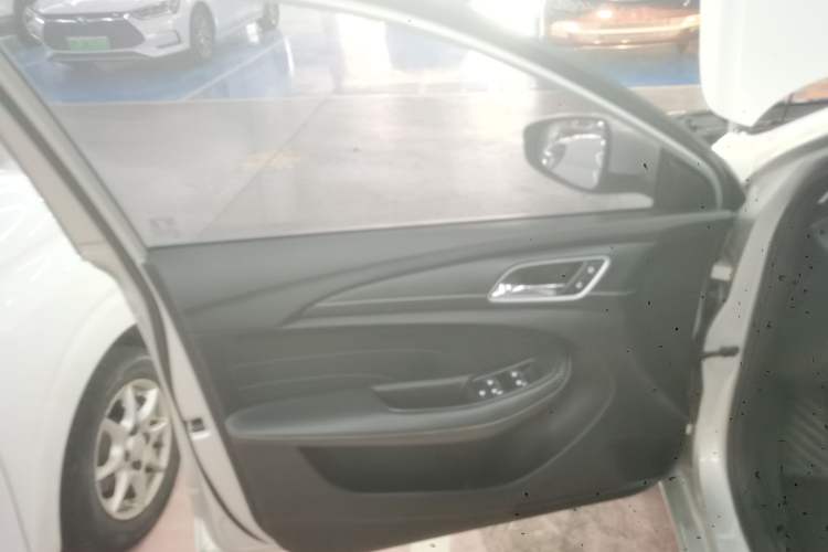 Used Roewe Ei5 2018 Internet Luxury Edition Interior 7