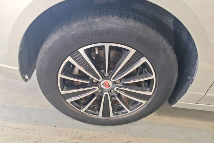 Used Roewe Ei5 2018 Internet Luxury Edition Left Front Wheel Hub