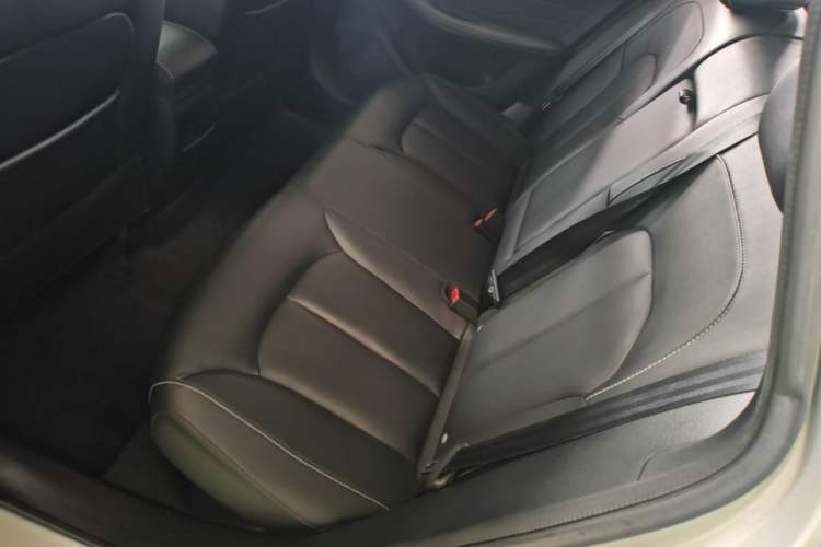 Used Roewe Ei5 2018 Internet Luxury Edition Left Rear Seat