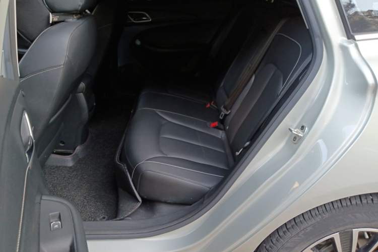 Used Roewe Ei5 2018 Internet Flagship Edition Left Rear Seat