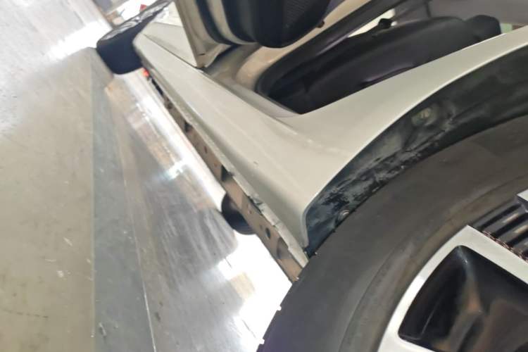 Used Roewe Ei5 2018 Internet Luxury Edition Left Side Sill