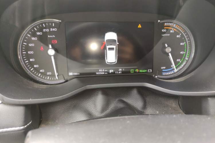Used Roewe Ei5 2018 Internet Luxury Edition Odometer Close Up
