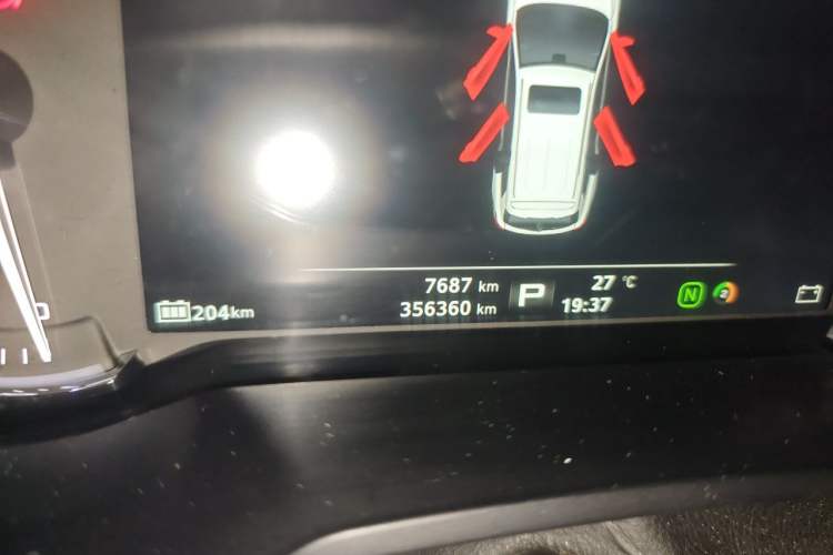 Used Roewe Ei5 2018 Internet Luxury Edition Odometer Close Up