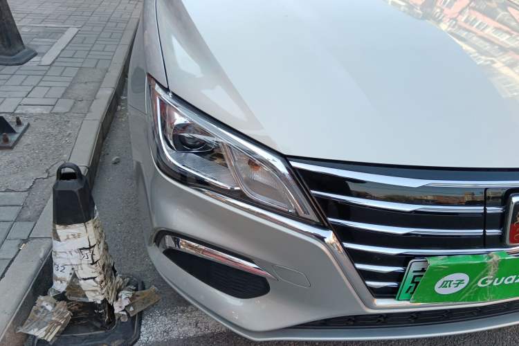 Used Roewe Ei5 2018 Internet Flagship Edition Right Front Headlight