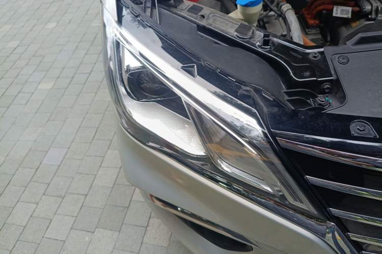 Used Roewe Ei5 2018 Internet Luxury Edition Right Front Headlight