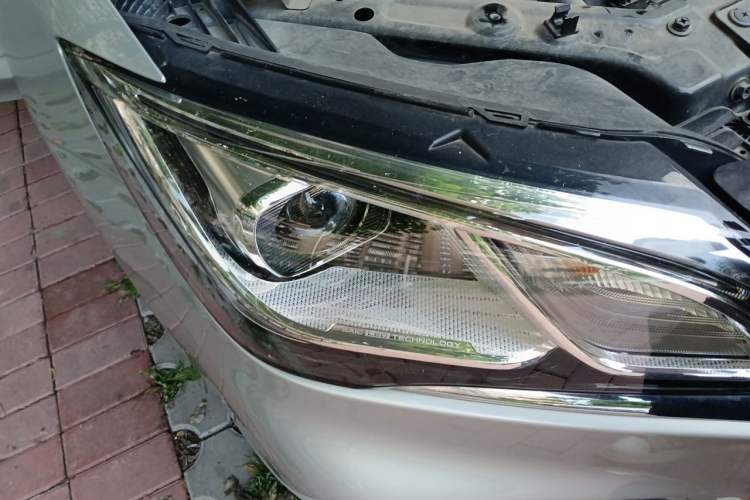 Used Roewe Ei5 2018 Internet Flagship Edition Right Front Headlight