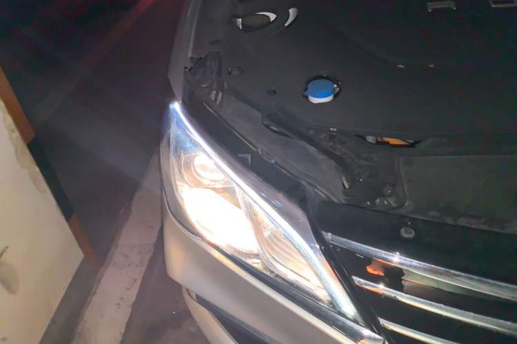 Used Roewe Ei5 2018 Internet Flagship Edition Right Front Headlight
